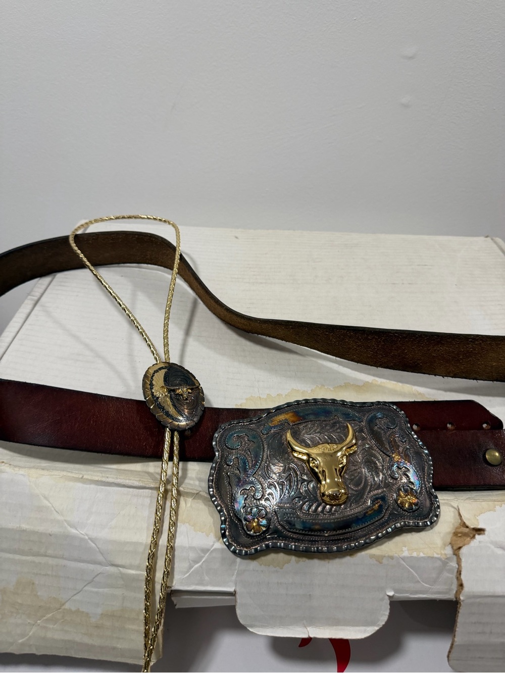 & Other Stories Brown Leather Belt with Decorative Gold Bull Buckle